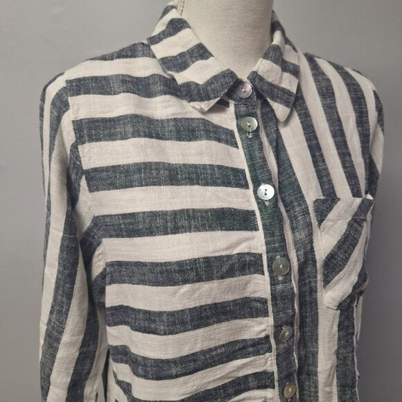Soft Surroundings Button Down Linen Shirt Top Collared Womens Medium Stripes - Picture 2 of 12